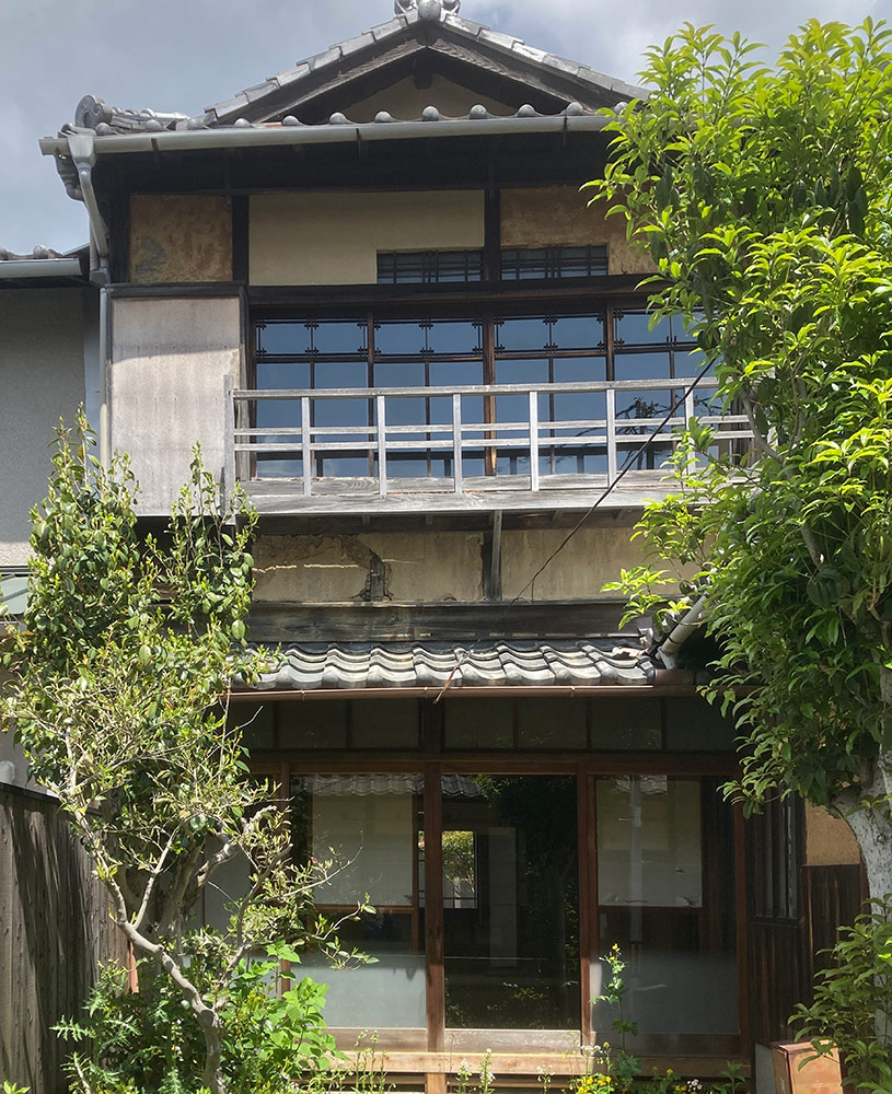 築100年の古民家再生「鹿ケ谷の家」