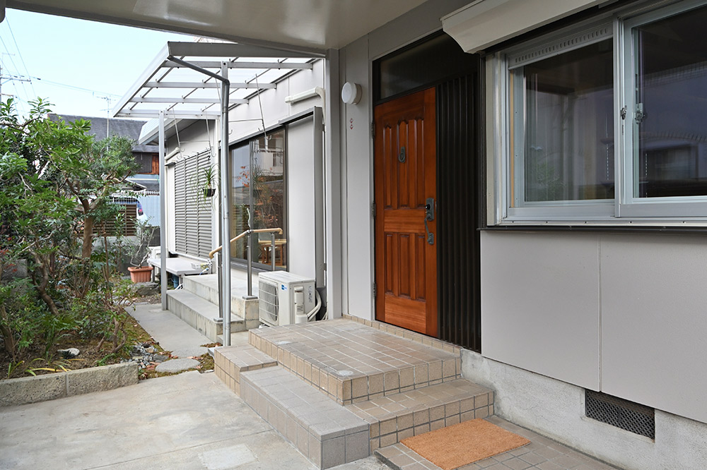 築46年の軽量鉄骨の家をリノベーション「茨木市の住み継がれる2世帯住宅」 ｜ツキデ工務店