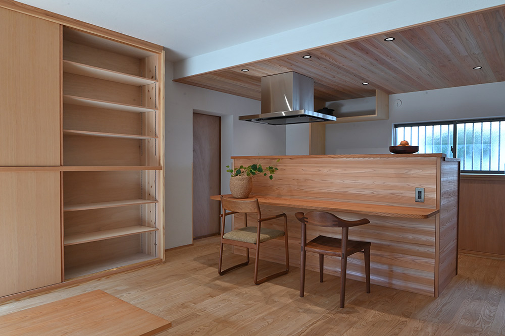 築46年の軽量鉄骨の家をリノベーション「茨木市の住み継がれる2世帯住宅」 ｜ツキデ工務店