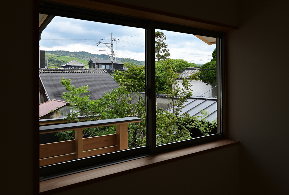 緑豊かな中庭と大きな吹き抜けのある「奈良の家」|ツキデ工務店