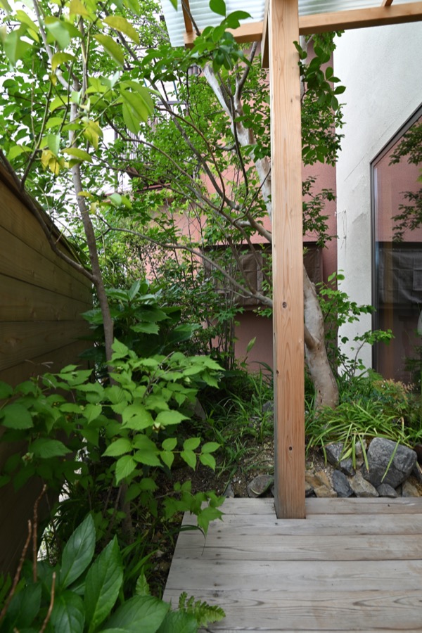 庭職人さんが住む小さな古家のリノベーション「寺田の家」|ツキデ工務店