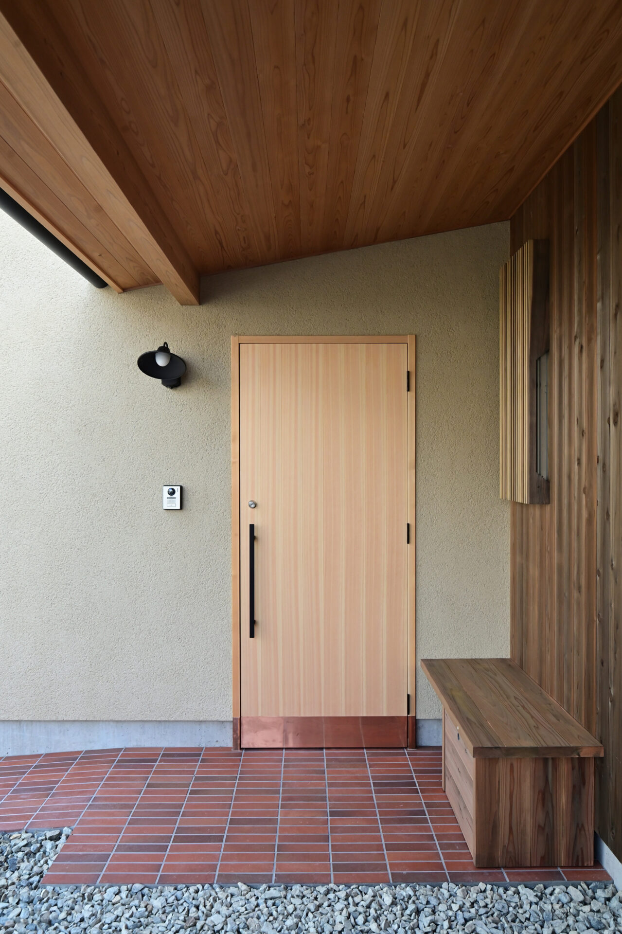 街中で緑と自然素材がつくる心地よい暮らし「向日市の家」|ツキデ工務店